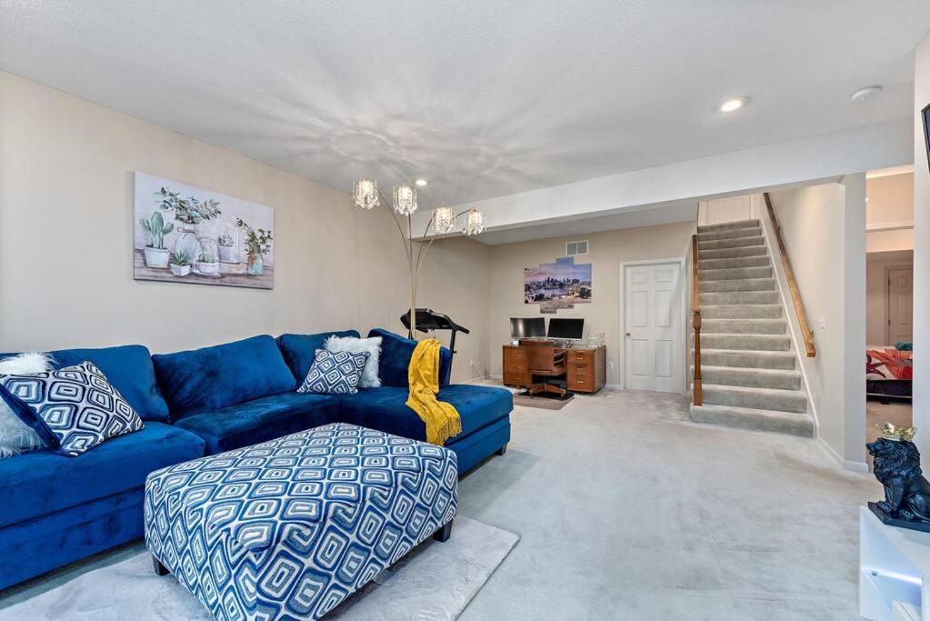 Beautiful Townhome, 11 Minutes To Downtown, Kcmo. 캔자스시티 외부 사진